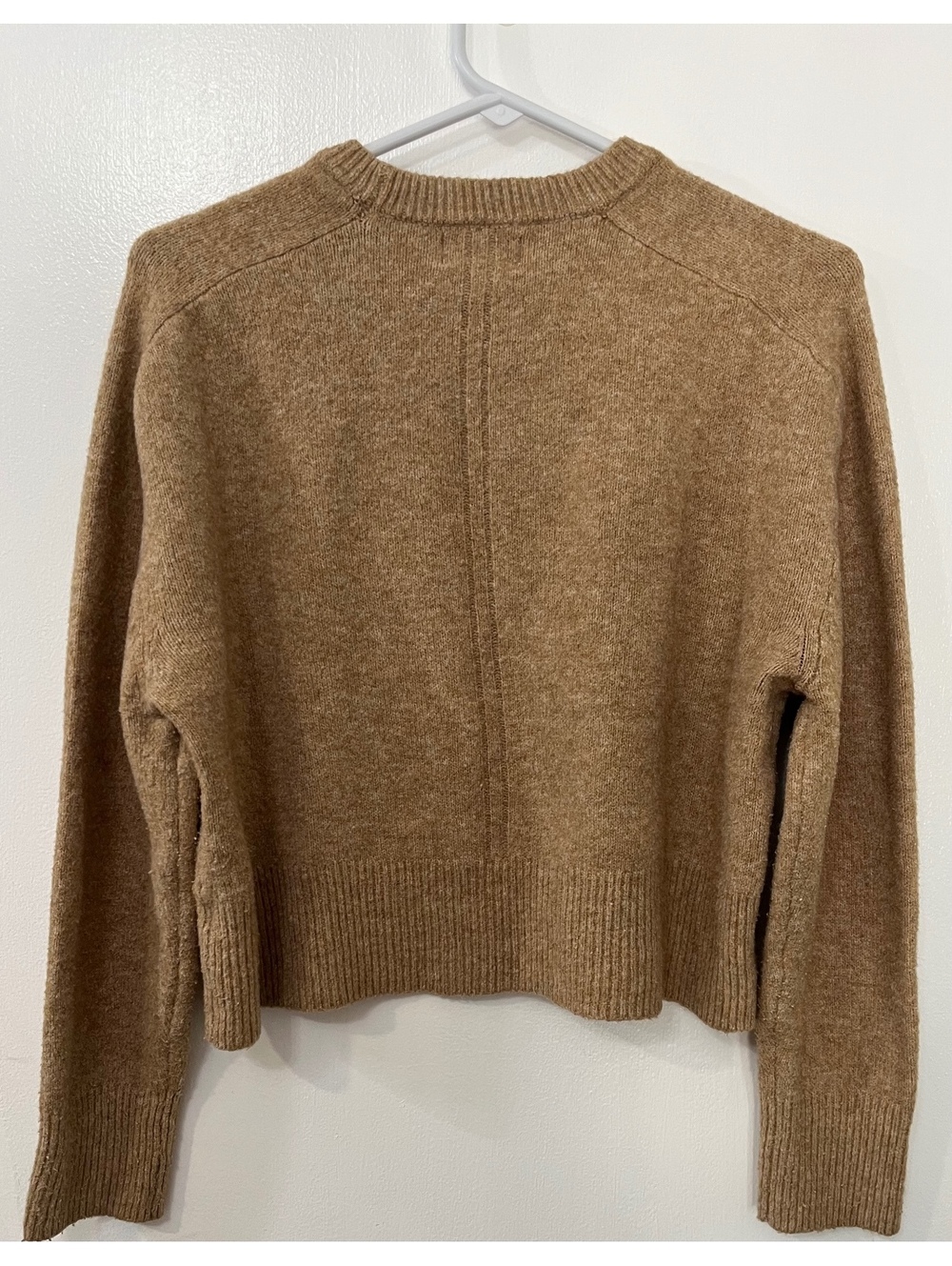 Small Universal Thread Tan Sweater - Picture 2 of 3
